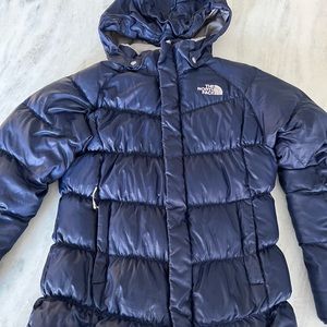Navy THE NORTH FACE puffer detachable hood girls kids 10-12 worn with love